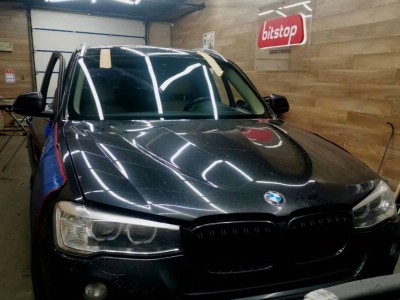 Установка лобового стекла BMW X3 -