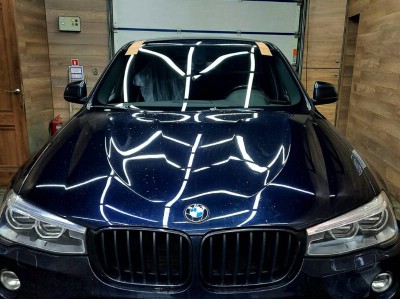 Установка лобового стекла BMW X4 F26 2014-2018