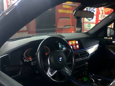 Установка лобового стекла BMW 5 G05 2019-