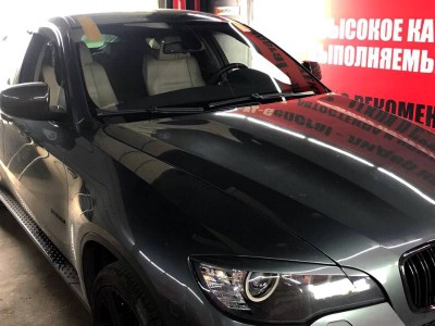 Установка лобового стекла BMW X6 E71 -