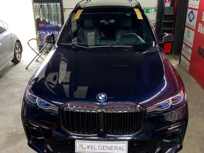 Установка лобового стекла BMW X7 -