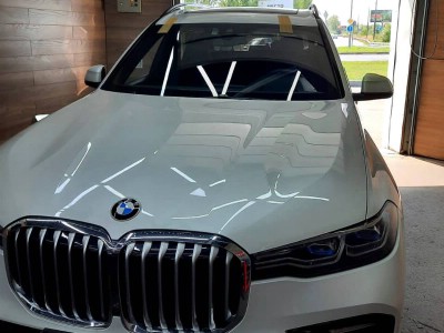 Установка лобового стекла BMW X7 G07