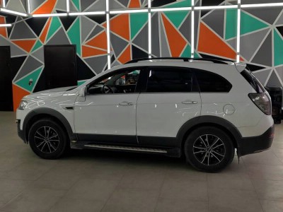 Установка лобового стекла Chevrolet Captiva 2006-2018