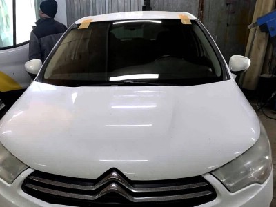 Установка лобового стекла Citroen C 4 II 2010-2016