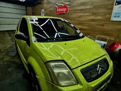 Установка лобового стекла Citroen C2 2003-2008