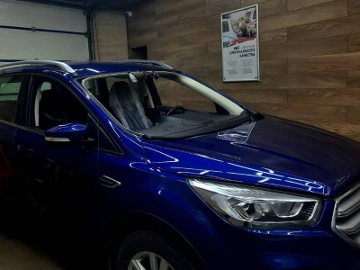 Установка лобового стекла Ford Kuga 2012-2019