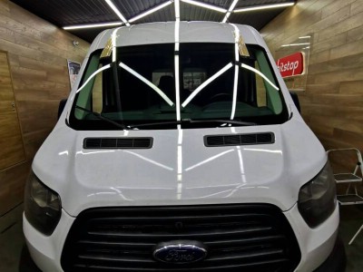 Установка лобового стекла Ford Transit 2014-