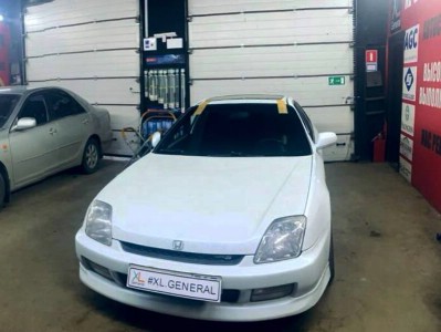 Установка лобового стекла Honda Prelude 1996-2000