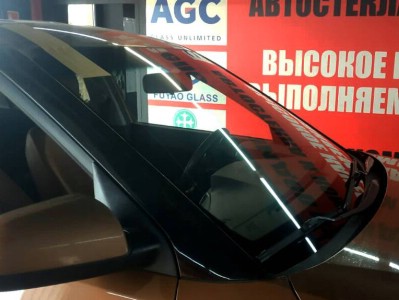 Установка лобового стекла Hyundai Creta 2015-2021
