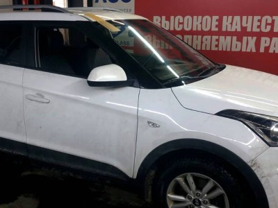 Установка лобового стекла Hyundai Creta 2015-2021