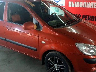 Установка лобового стекла Hyundai Getz 2002-2011