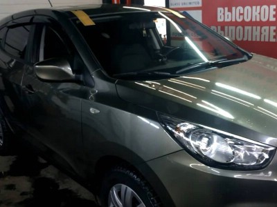 Установка лобового стекла Hyundai iX35 2009-2015