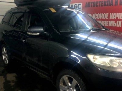 Установка лобового стекла Hyundai Santa Fe 2006-2012