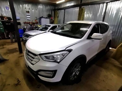 Установка лобового стекла Hyundai Santa FE III 2012-2018