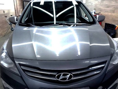 Установка лобового стекла Hyundai Solaris 2010-2017