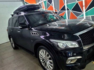 Установка лобового стекла Infiniti QX80 -