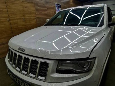 Установка лобового стекла Jeep Grand Cherokee IV 2013-