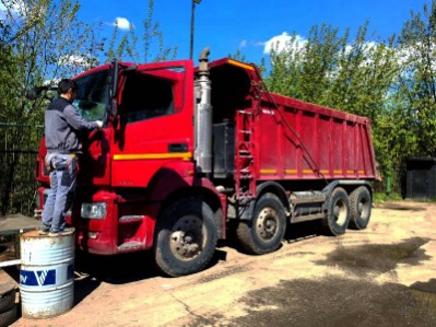 Установка лобового стекла Kamaz 5490 2013-