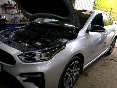 Установка лобового стекла Kia Cerato IV 2018-2023