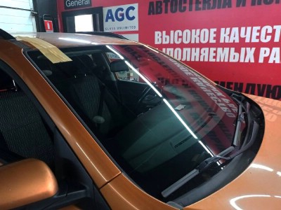 Установка лобового стекла Kia Rio -