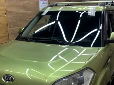 Установка лобового стекла Kia Soul 2009-2013