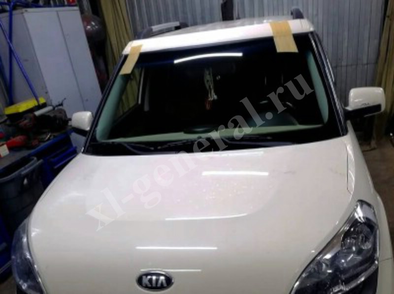 Установка лобового стекла Kia Soul 2009-2014