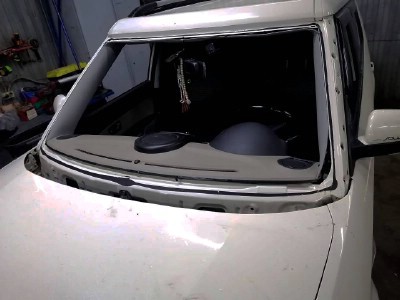 Установка лобового стекла Kia Soul 2009-2014