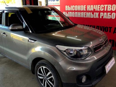 Установка лобового стекла Kia Soul PS 5D HB 2014-2019