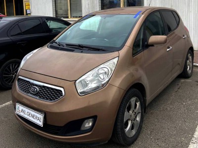 Установка лобового стекла Kia Venga 2010-2017