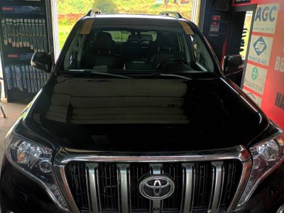 Установка лобового стекла Land Cruiser Prado J150 2009-