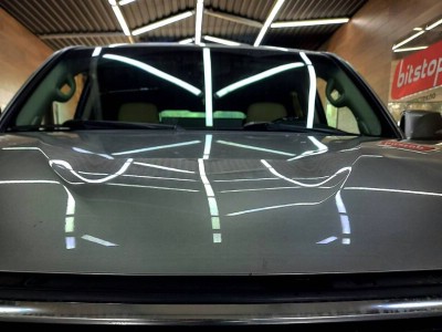 Установка лобового стекла Lexus LX 450D -
