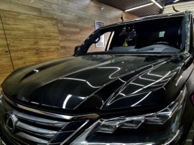 Установка лобового стекла Lexus LX 570 2015-