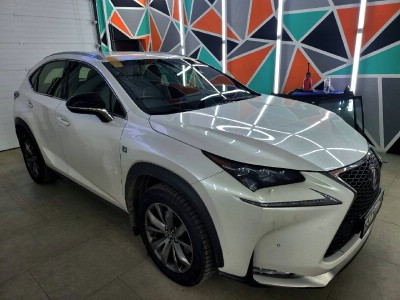 Установка автостекла на Lexus