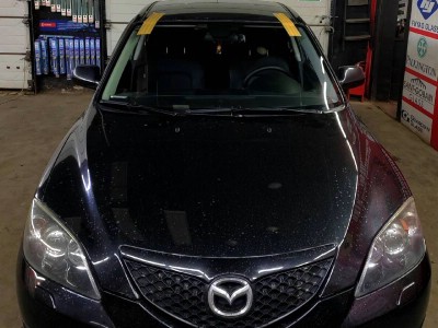 Установка лобового стекла Mazda 3 BK 2003-2009