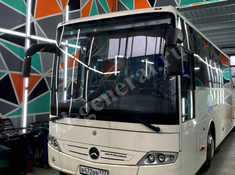 Установка автостекла Mercedes Benz Tourismo -