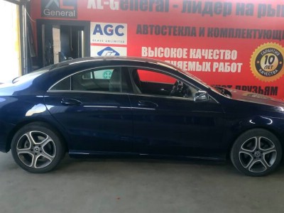 Установка лобового стекла Mercedes Cla 200 -