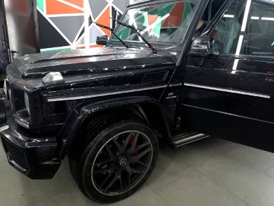 Установка лобового стекла Mercedes G-Class W463 2012-2018