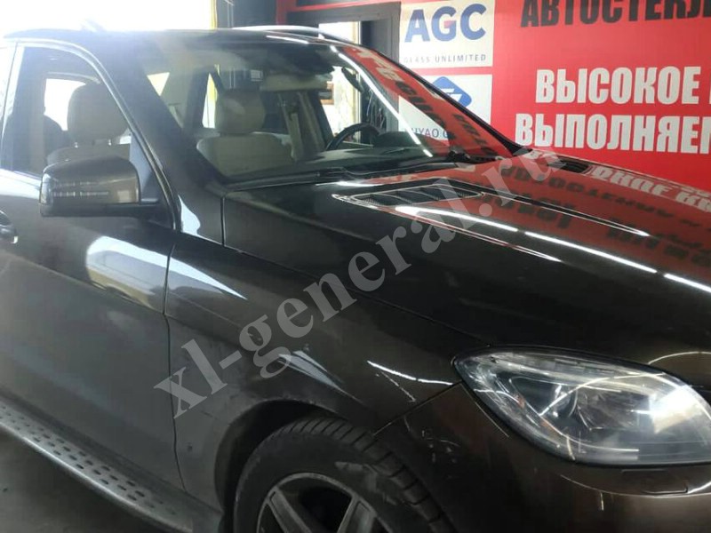 Установка автостекла Mercedes GL 166