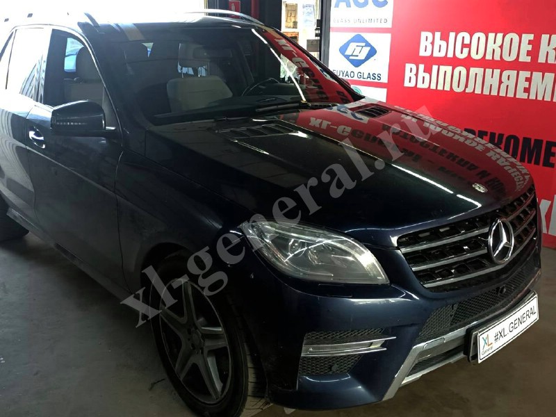 Установка автостекла Mercedes-Benz ML W166 2011-2015