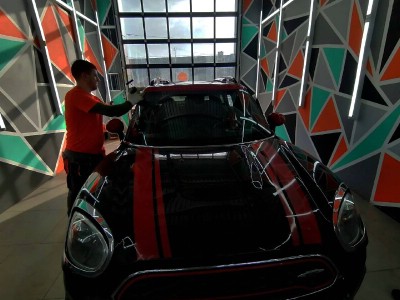 Установка лобового стекла Mini Countryman II F60 2016-