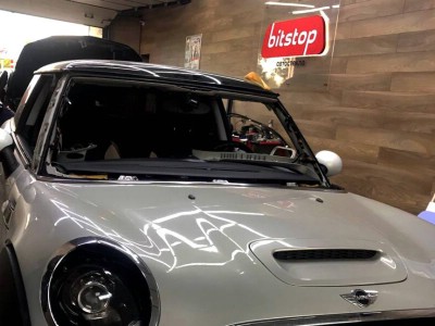 Установка лобового стекла Mini Hatch (Cooper) R56 -