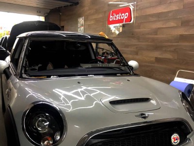 Установка лобового стекла Mini Hatch (Cooper) R56 -