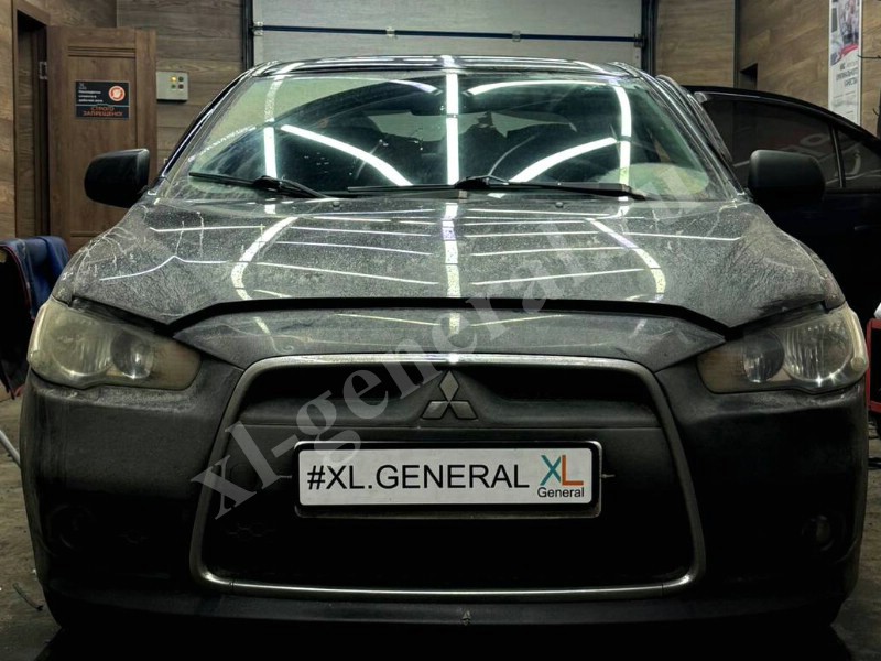 Установка лобового стекла Mitsubishi Lancer X 2007-2017