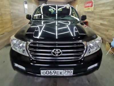 Установка лобового стекла Toyota Land Cruiser 200