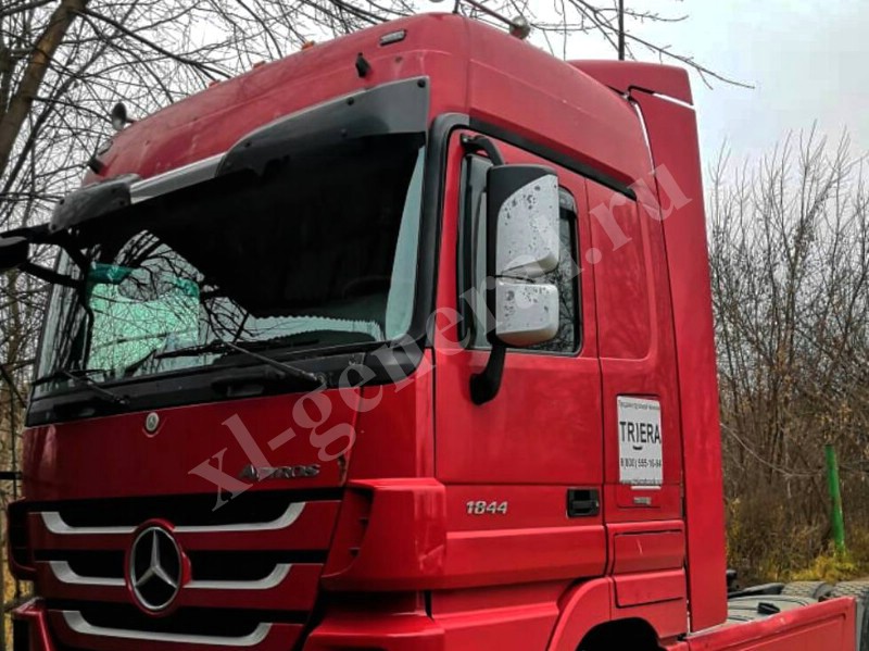 Установка автостекла Mercedes Actros 1996-