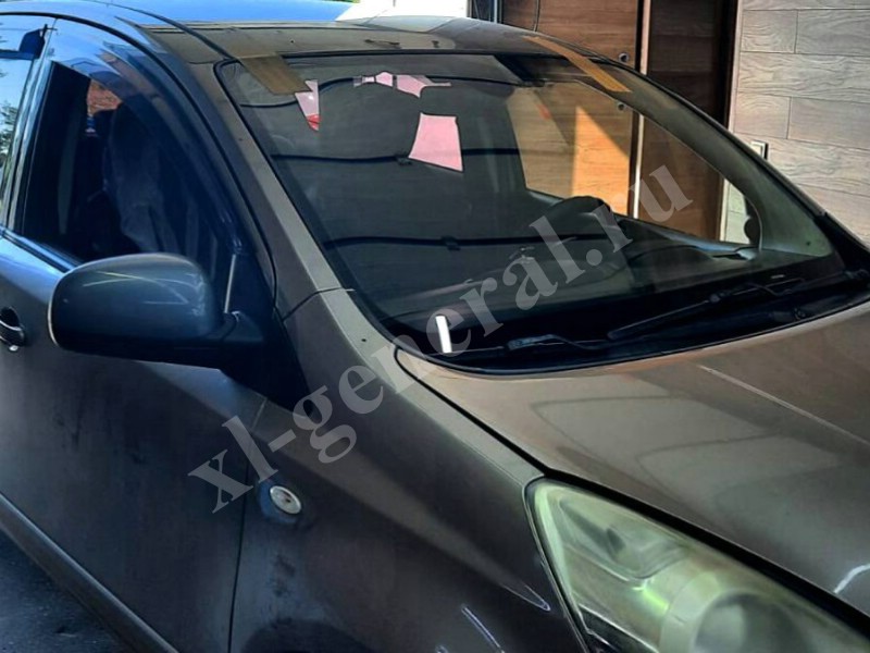 Установка автостекла Nissan Note 2005-2013