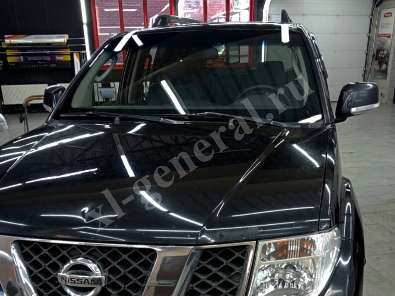 Установка автостекла Nissan Pathfinder 2004-2015