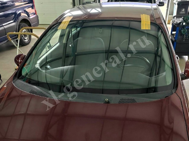 Установка автостекла Nissan Primera P12 2001-2008
