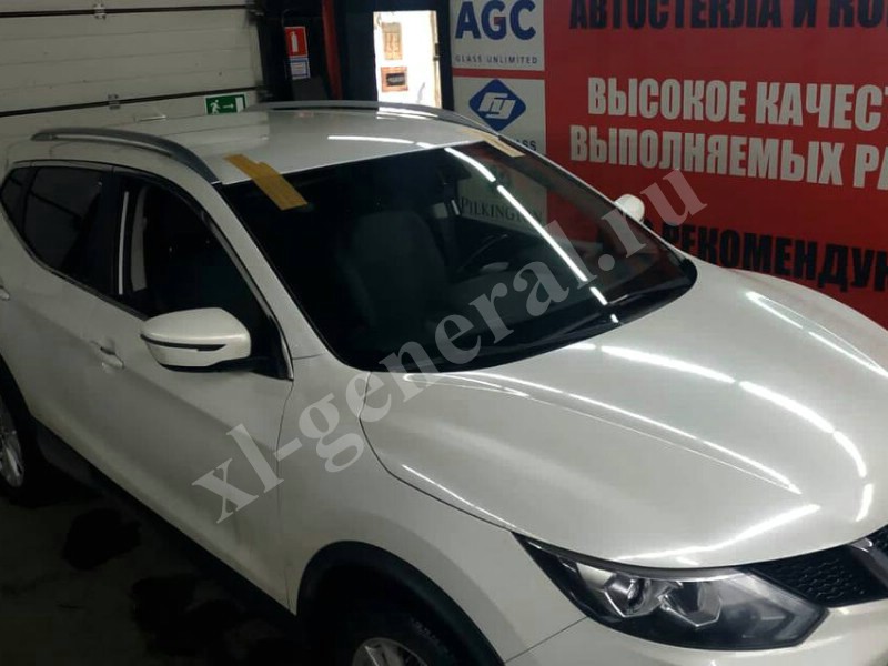 Установка автостекла Nissan Qashqai 2014-2018