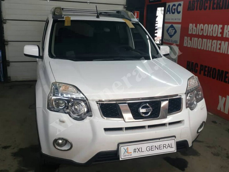 Установка автостекла Nissan X-Trail T31 -